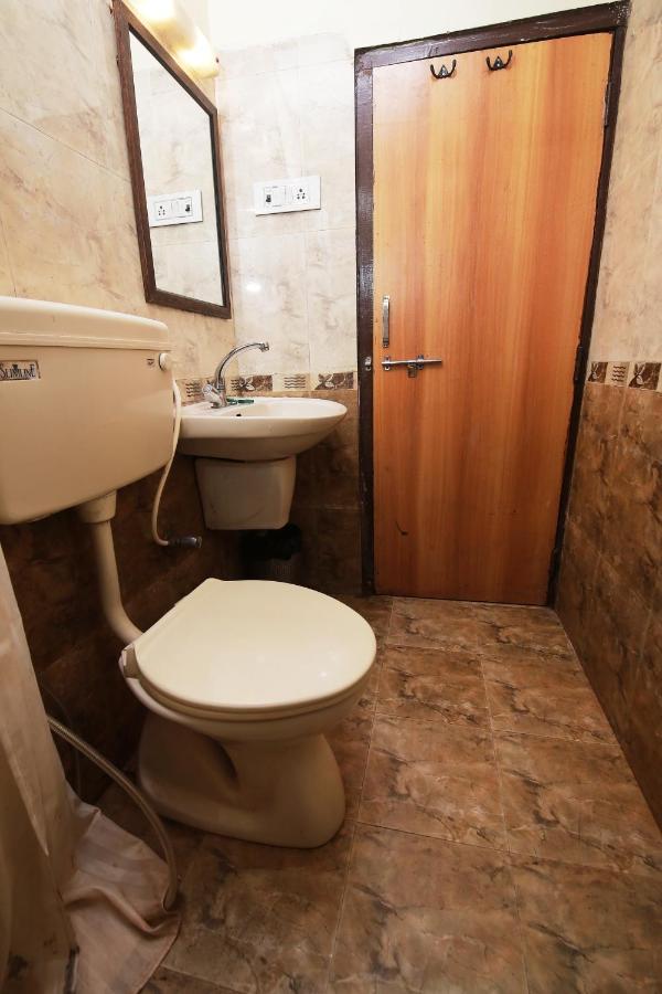 Westend Hotel Matheran Ngoại thất bức ảnh
